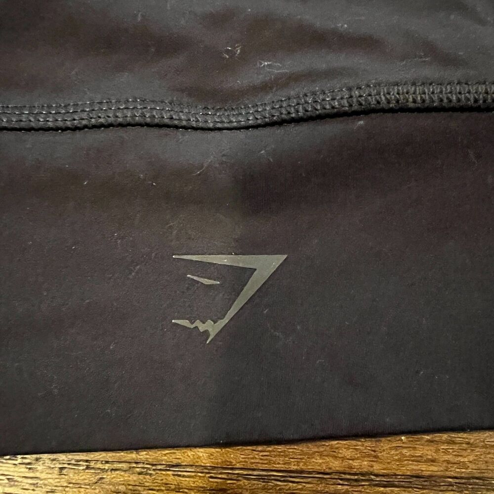 Gymshark Black Crossover Crop Top Activewear Women's Size small long sleeve - Picture 8 of 11